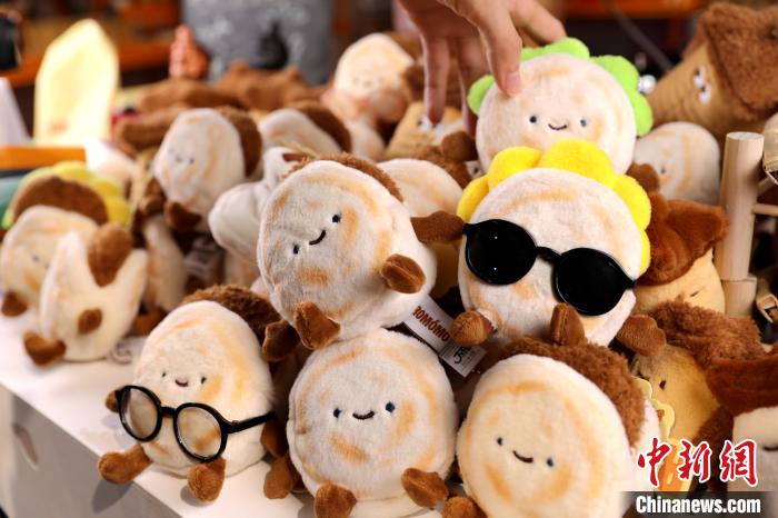 西安文創產品&ldquo;絨饃饃&rdquo;走紅網絡