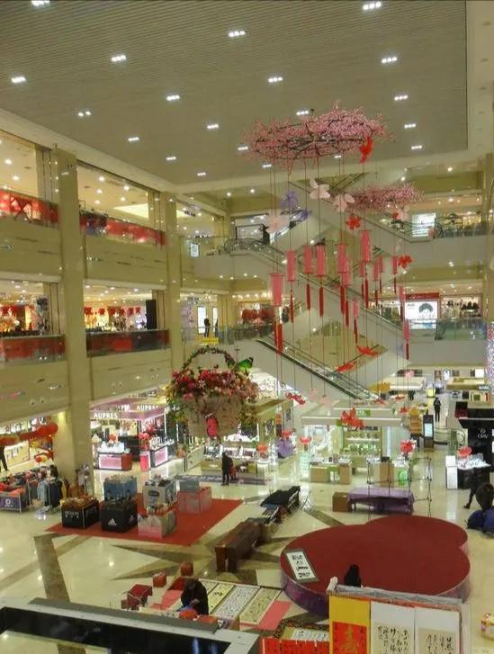 羽絨服生產(chǎn)成本75元標價1598元 如此這般銷售商品的廠商還有多少